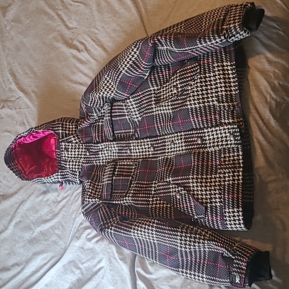 Jacket - Picture 1 of 4